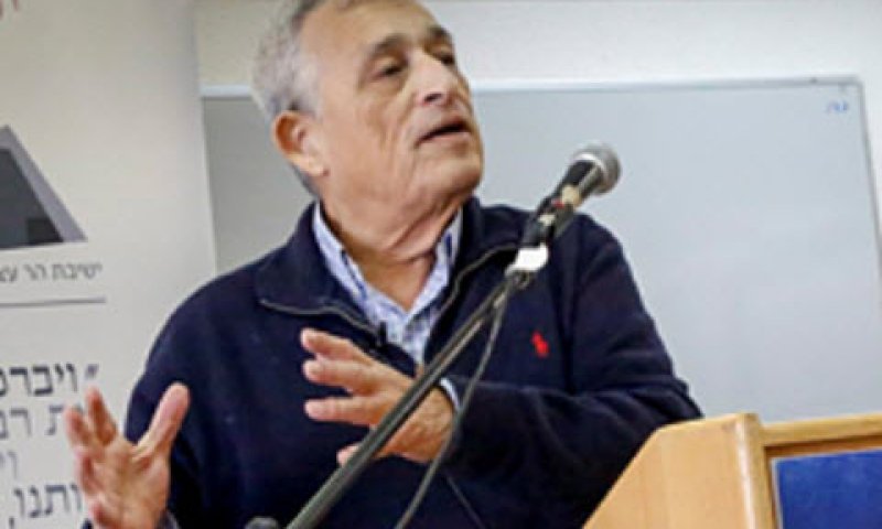 מרגלית. בני האור או בני החושך? [צילום: גרשון אלינסון/פלאש 90]