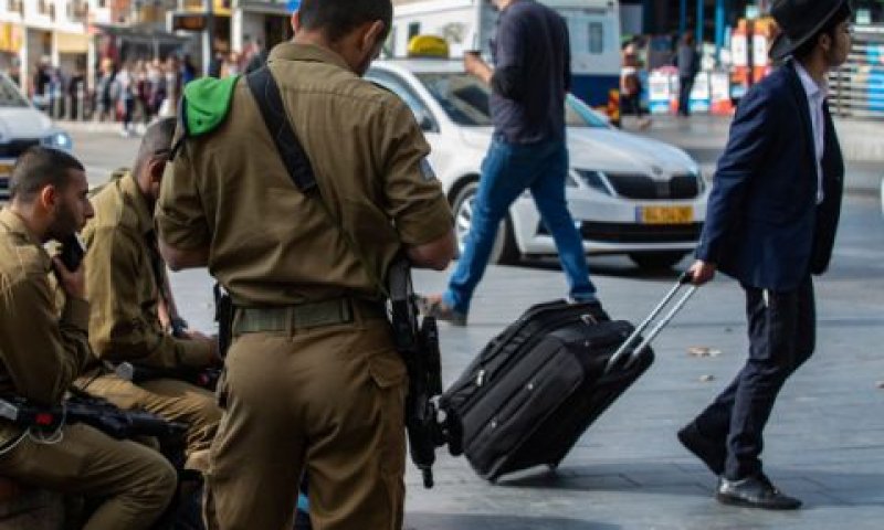 התחנה המרכזית בירושלים [צילום: אוליביה פיטוסי/פלאש 90]