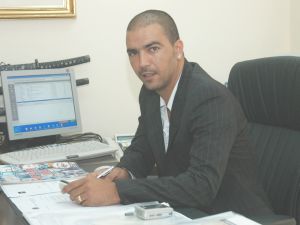 חיים רביבו. בין המוכרים[צילום: אורי כריספין]