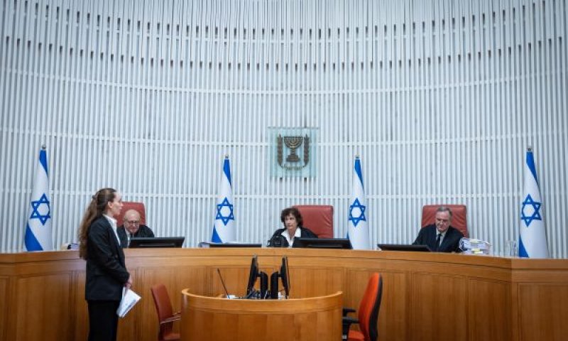 שופטי בג"ץ [צילום: יונתן זינדל/פלאש 90]