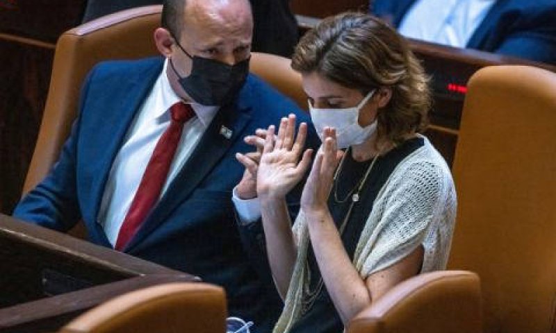 זנדברג ובנט. לא משתפים פעולה [צילום: אוליביה פיטוסי/פלאש 90]