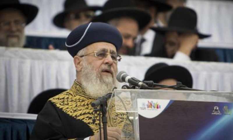 הרב יצחק יוסף. כשל בלשונו [צילום: יונתן זינדל, פלאש 90]