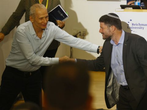 סמוטריץ' ועמר בר-לב [צילום: גלעד קוולרצ'יק]