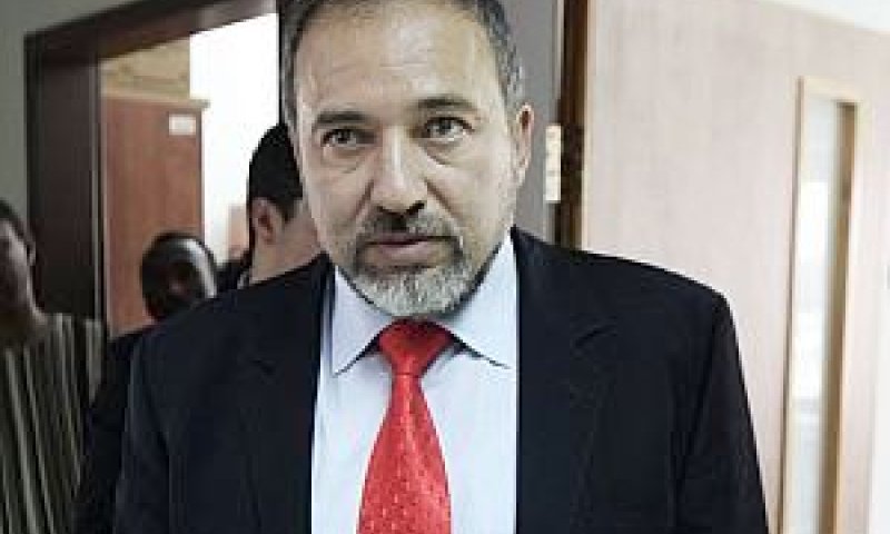 ליברמן. רק מפת הדרכים [צילום: פלאש 90]