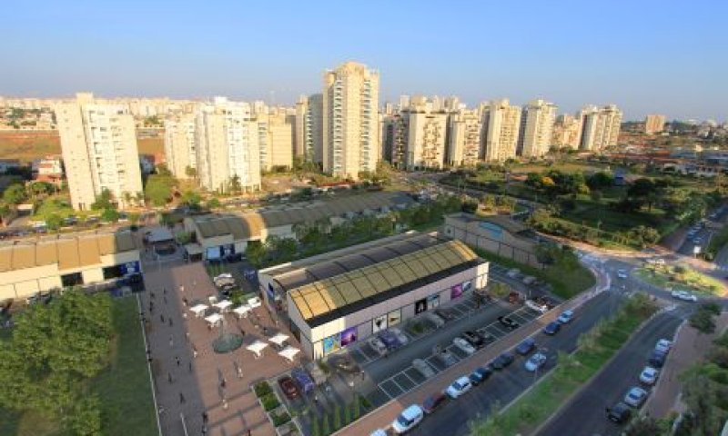 הדמיה של המרכז המסחרי בגבעת שמואל