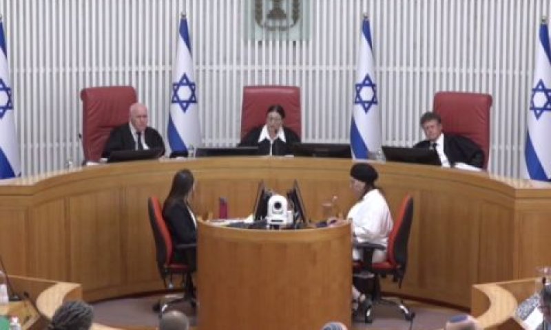 עמית, חיות ופוגלמן בדיון היום [צילום: לע"מ, הרשות השופטת]