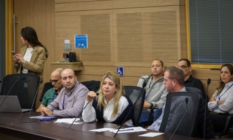 נציגי משרד התחבורה. אפס נתונים, המון סיסמאות [צילום: נועם מושקוביץ/דוברות הכנסת]