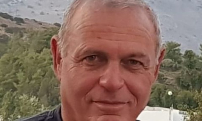 אורי פז