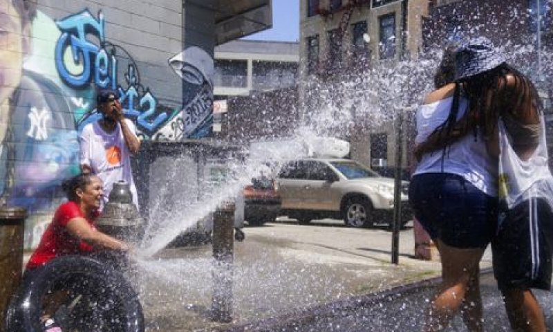 גל חום בניו יורק ארה"ב [צילום: סת' וונג/AP]