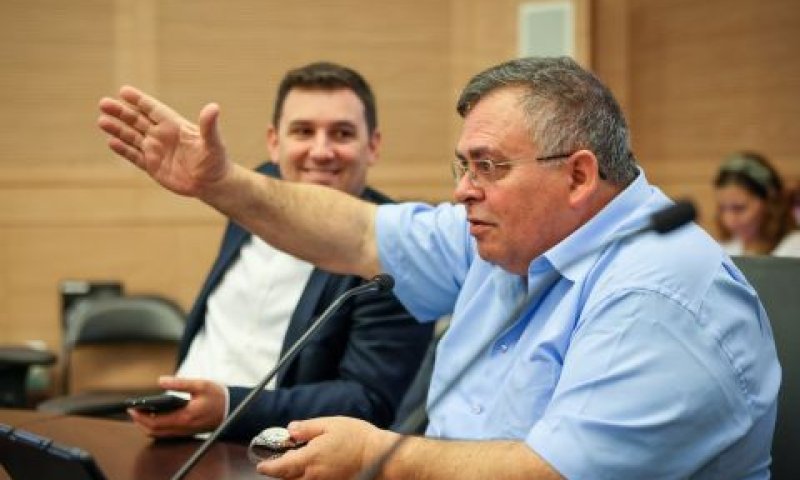 חה"כ דוד ביטן ואיתן גינזבורג [צילום: נועם מושקוביץ/דוברות הכנסת]