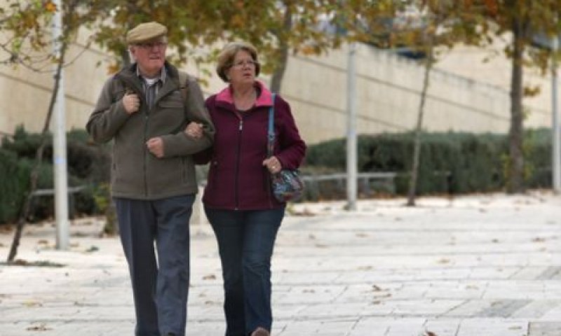 תחושת ביטחון אישי נמוכה בשעות החשיכה [צילום: קובי גדעון / פלאש 90]