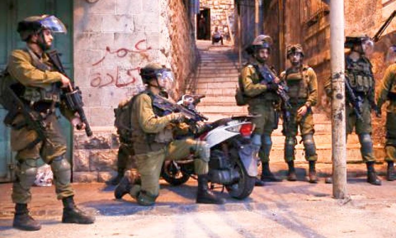 כוחותינו פועלים מול הפרות סדר בחברון [צילום: וויסאם השלמון/פלאש 90]