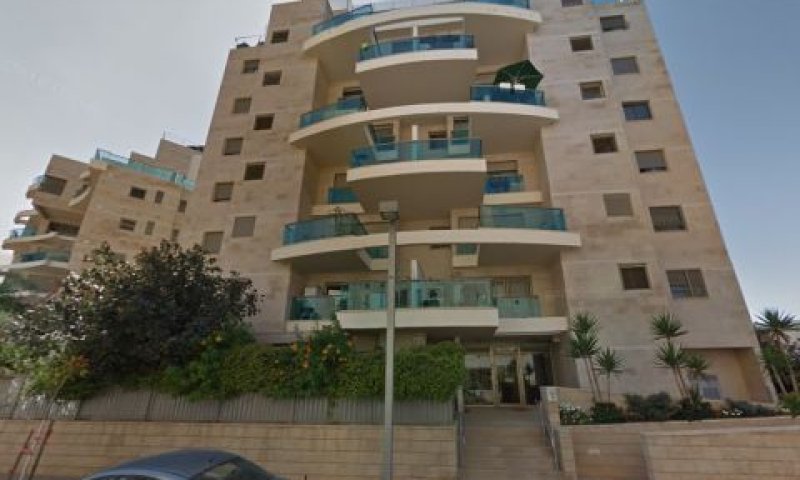 [צילום: סטריט וויו]