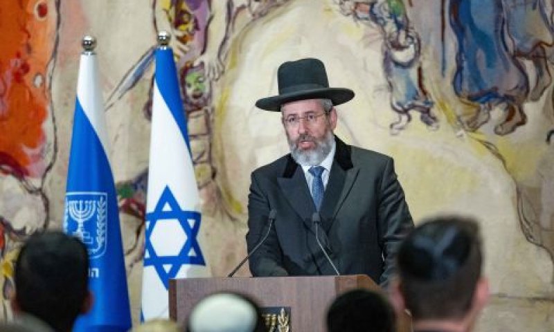 הרב לאו. מוערך ב-500,000 שקל [צילום: יונתן זינדל, פלאש 90]