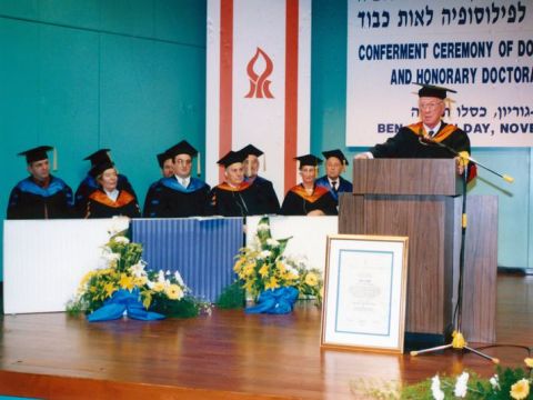 יצחק רבין באוניברסיטת ב"ג [צילום: יחסי ציבור אוניברסיטת בן-גוריון]