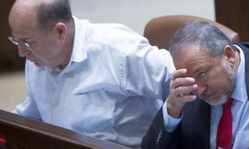 "יש לזה מחיר". יעלון וליברמן [צילום: מרים אלסטר/פלאש 90]