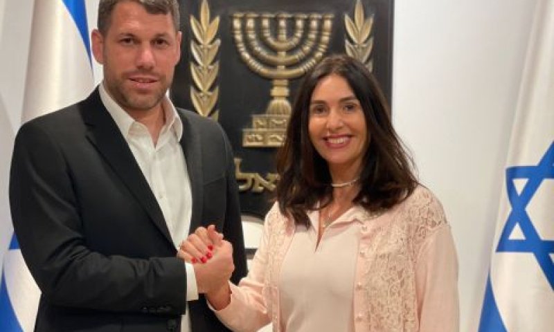 [צילום: תקשורת השרה]