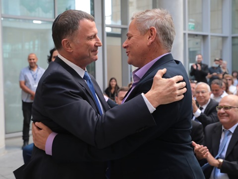 השר הנכנס הורוביץ והשר היוצא אדלשטיין [צילום: יוסי זמיר, לע"מ]
