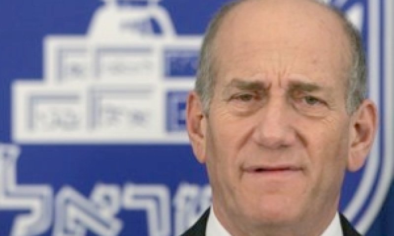מתקפה חסרת רסן". אולמרט [צילום: AP]
