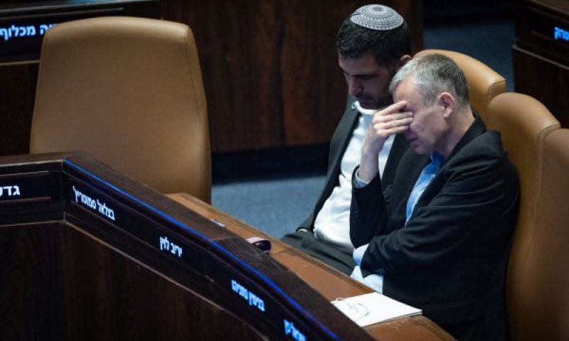 קרעי. פנייה ללוין [צילום: יונתן זינדל/פלאש 90]