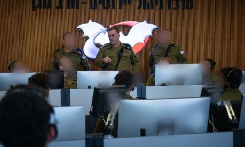 זמיר. העולם משתאה [צילום: דובר צה''ל]