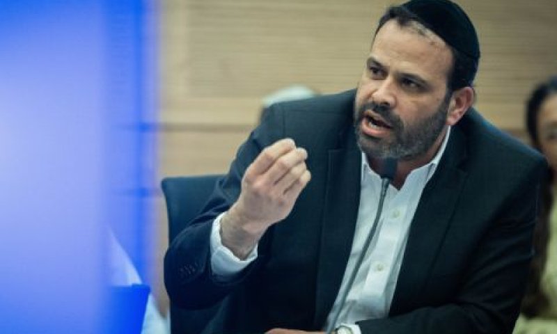אזולאי. "כבן הכנבת"[צילום: יונתן זינדל/פלאש 90]