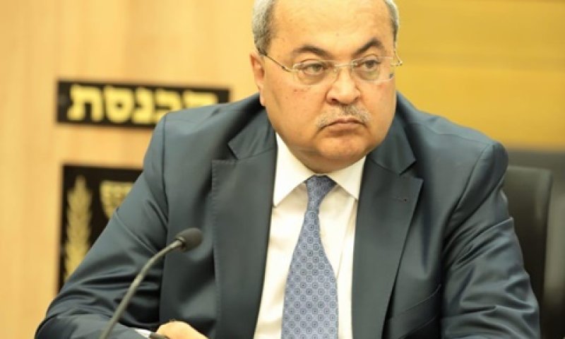 ח"כ טיבי. מבקשים הצבעה [צילום: דוברות המשותפת]
