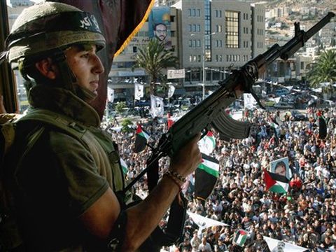עצרת של גדודי חללי אל-אקצא בשכם [AP]