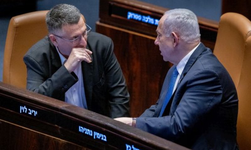 סער ונתניהו. "פועלת לשיתוק הממשלה" [צילום: חיים גולדברג/פלאש 90]