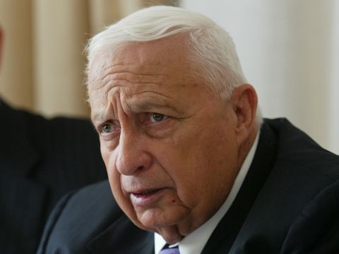שרון בפגישה עם מנהיגי הבונדס [AP]