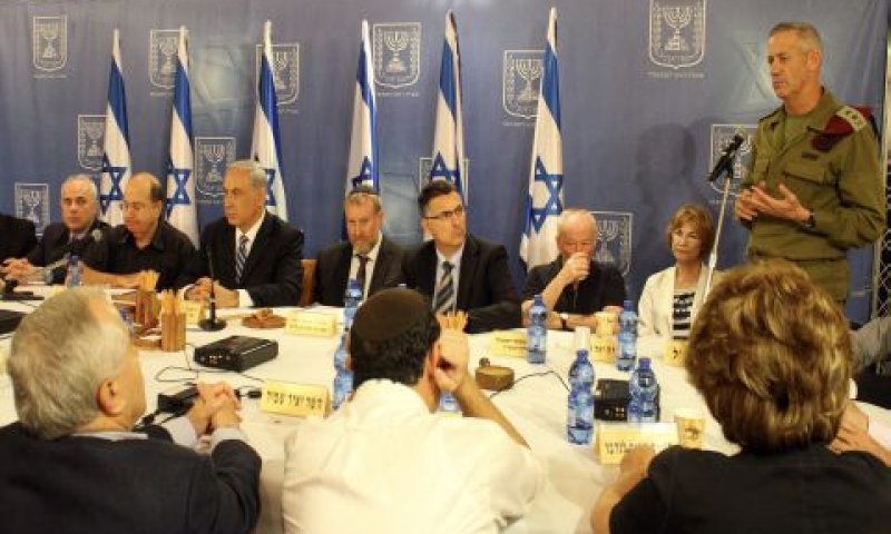 הקבינט ב"צוק איתן". "הוצאת קיטור" [צילום: פלאש 90]