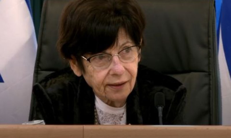 נאור אתמול בוועדת החקירה לאסון מירון [צילום: לע"מ]