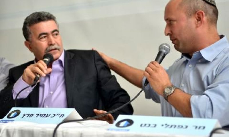בנט טופח לפרץ. קראתי לילד שלי על שם יוני נתניהו [צילום: דותן גור]