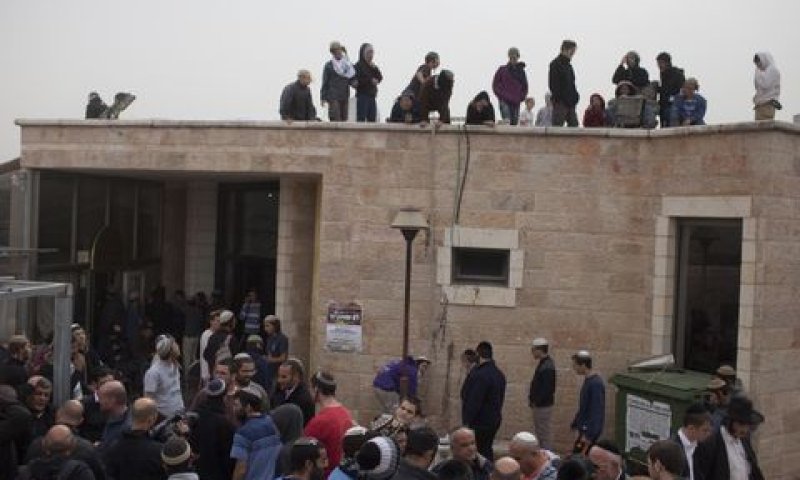 "לא ניתן להשלים". בית הכנסת המיועד להריסה [ליאור מזרחי/פלאש 90]