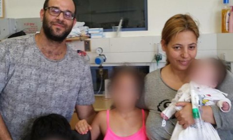 דורון חסדאי ומשפחתו