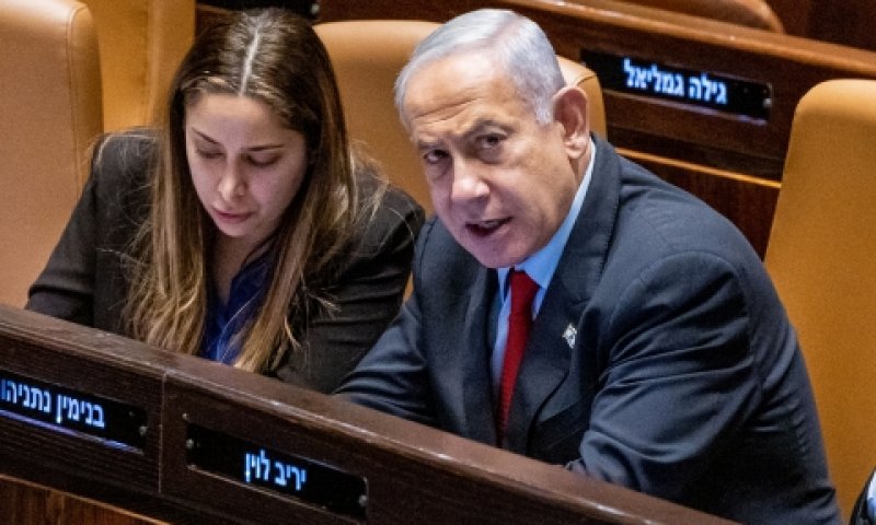 ראש הממשלה נתניהו והשרה מאי גולן [צילום: יונתן זינדל, פלאש 90]
