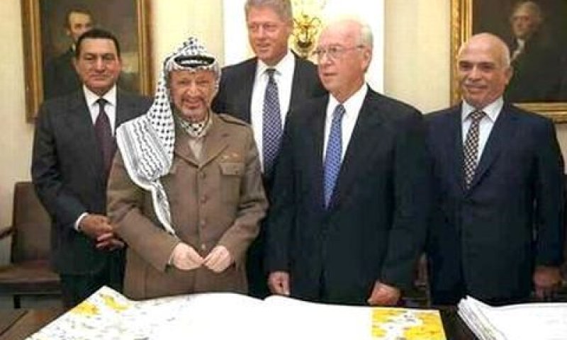 החתימה על הסכמי אוסלו [צילום: אבי אוחיון/לע''מ]