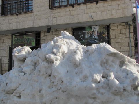 הרים של קרח במג'דל שמס [צילום: שמרית טסה]