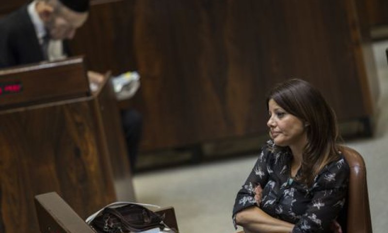 לוי-אבקסיס. שבויים בפריפריה [צילום: הדס פרוש/פלאש 90]