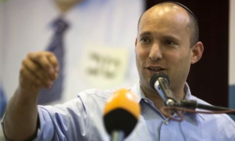 בנט. הופשט ממדים [צילום: פלאש 90]