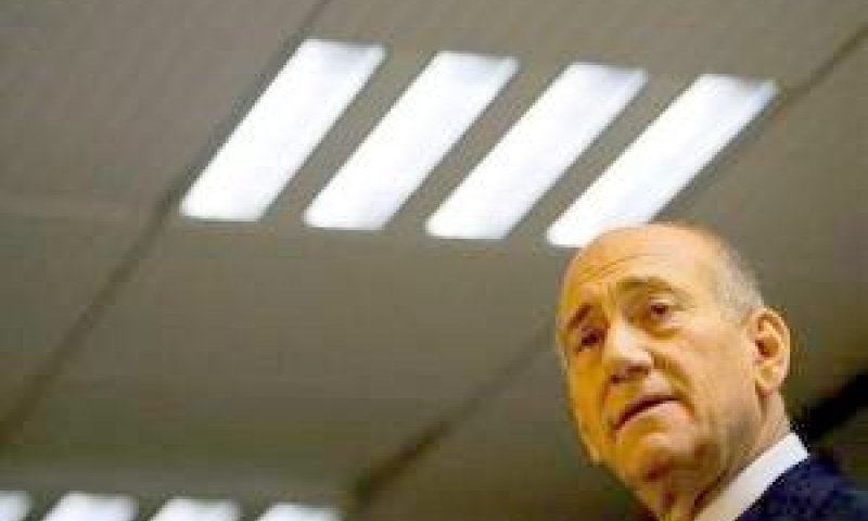 אולמרט. דשא ירוק יותר בטבריה [צילום: AP]