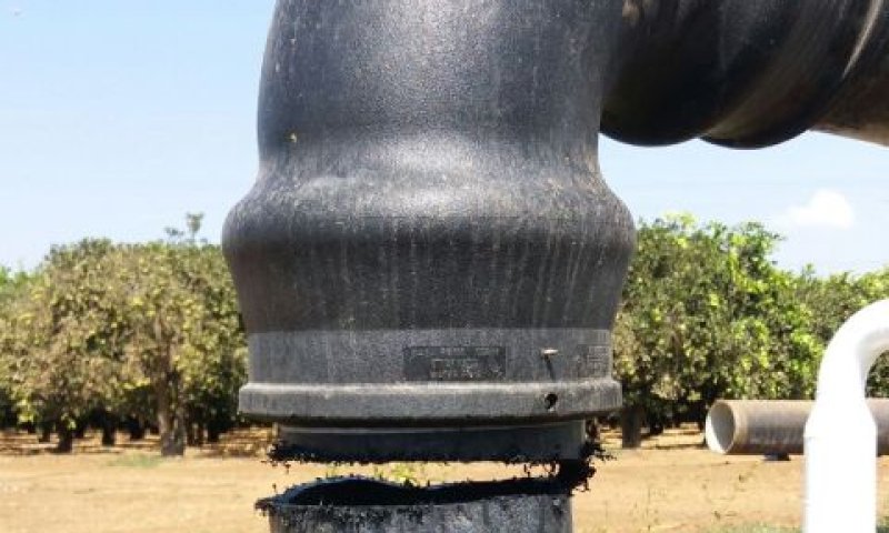 צינור שהושחת בידי אלמונים [צילום: נת"ע]