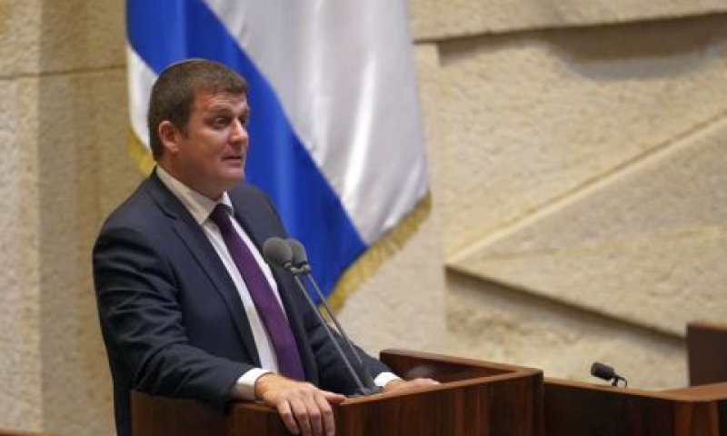 הלוי. תרומות לעובדי ציבור [צילום: מוריה ברקוביץ', דוברות הכנסת]