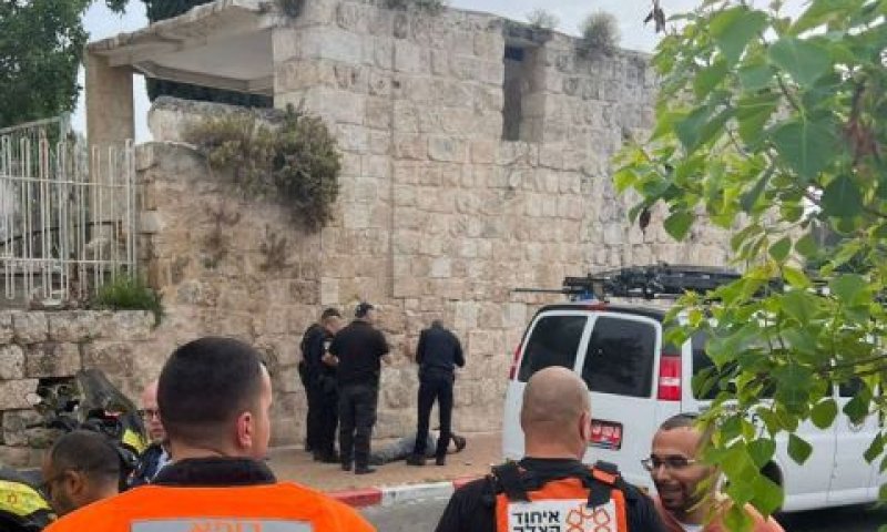 זירת הדקירה [צילום: שימוש לפי סעיף 27א לחוק זכויות יוצרים]