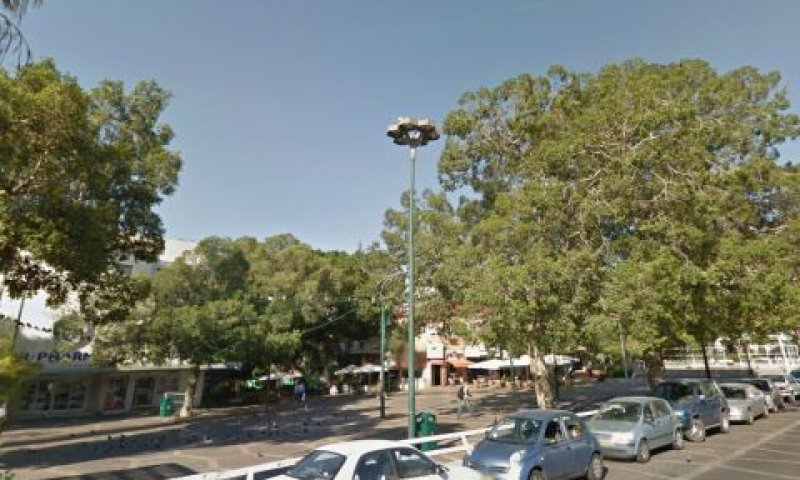 כיכר רמב"ם ברמת גן [צילום: סטריט ויוויו]