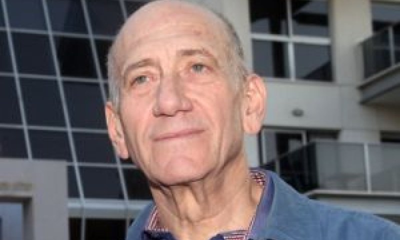 אולמרט. לתת משקל למספר החקירות [צילום: פלאש 90]