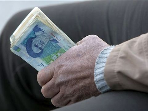 הריאל האירני. השמדת ערך טוטאלית [צילום: AP]