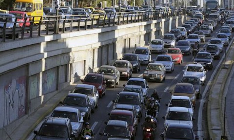 התנועה ביוון [צילום: תנסיס סטברקיס/AP]