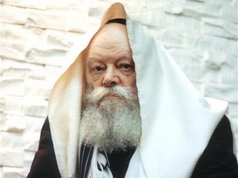 הרבי מלובביץ'. המבצעים נמשכים