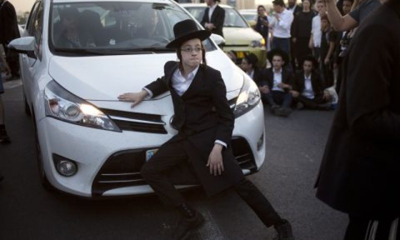הפגנות חרדים בירושלים [צילום: אריאל שליט/AP]